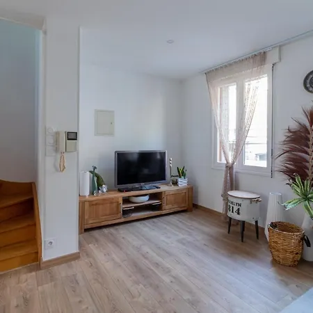 De Fil En Aiguille - Duplex Pour 4 A *