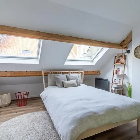 Lägenhet De Fil En Aiguille - Duplex Pour 4 A Calais
