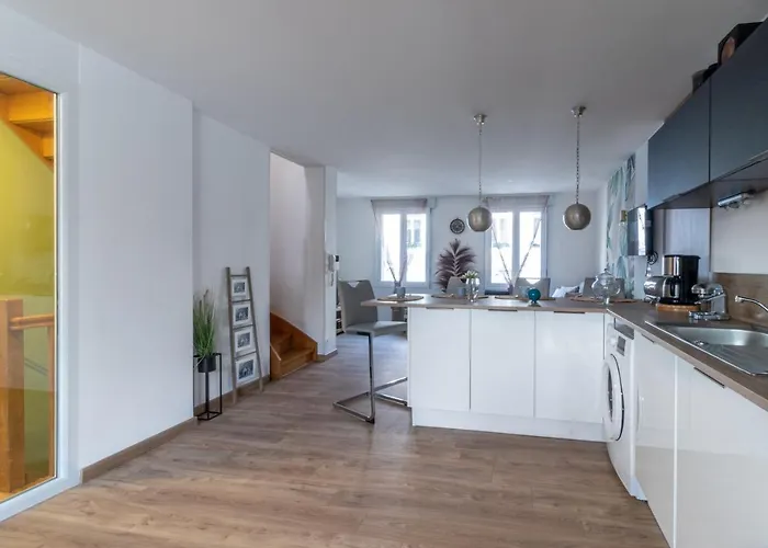 De Fil En Aiguille - Duplex Pour 4 A Calais